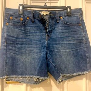 Madewell mid-rise cutoff shorts, size 28